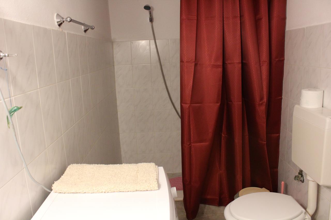 Aaron Apartments 페르마 외부 사진